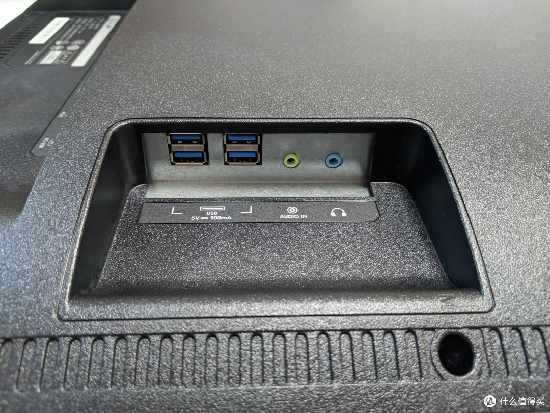 一千四的出口转内销土辣鸡-----40寸Seiki 4K显示器