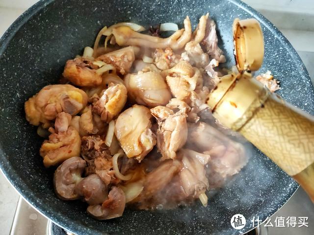 鸡肉和它是绝配，这样做营养翻倍，美味又滋补，老人小孩都喜欢