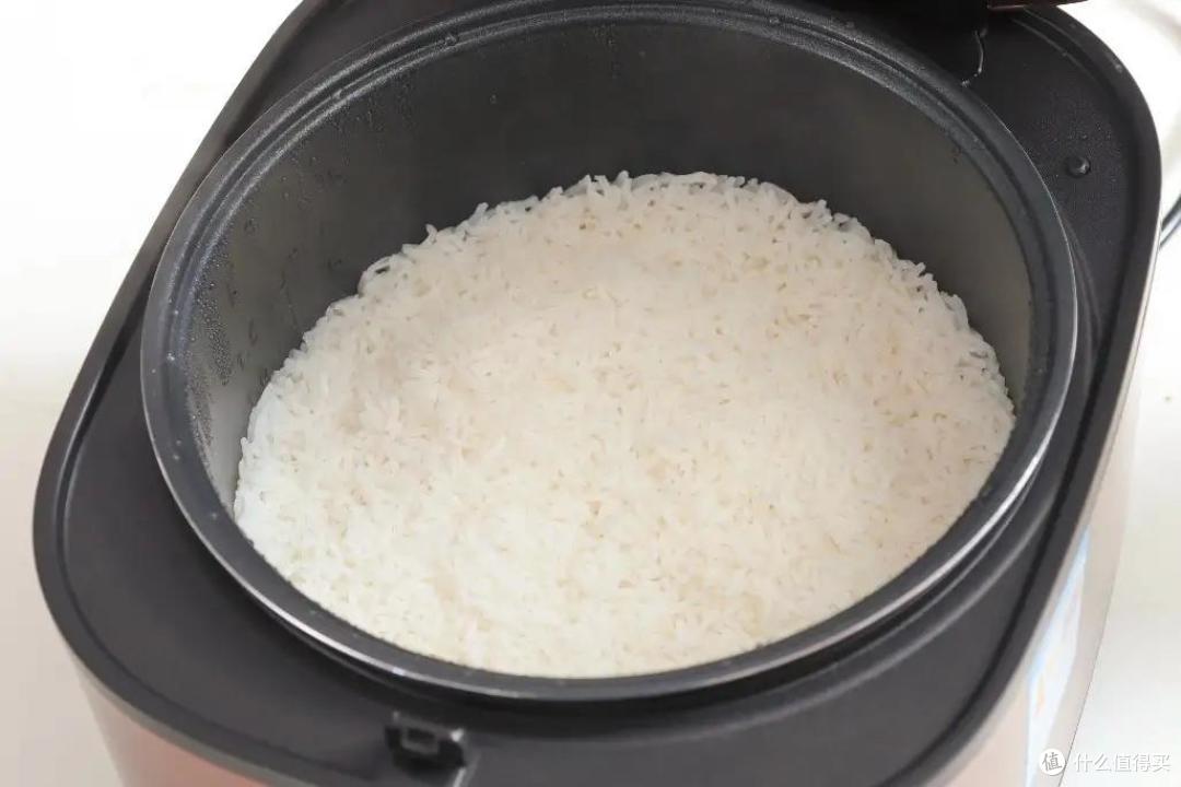 高颜精致味道好,这台高性价比电饭煲全都要