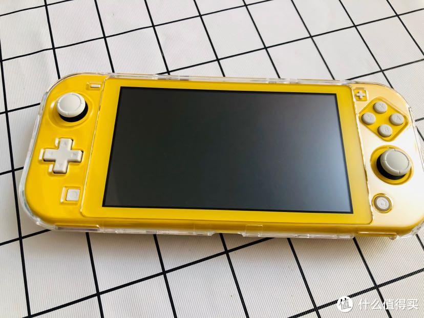 switch lite  为了动森入手小黄
