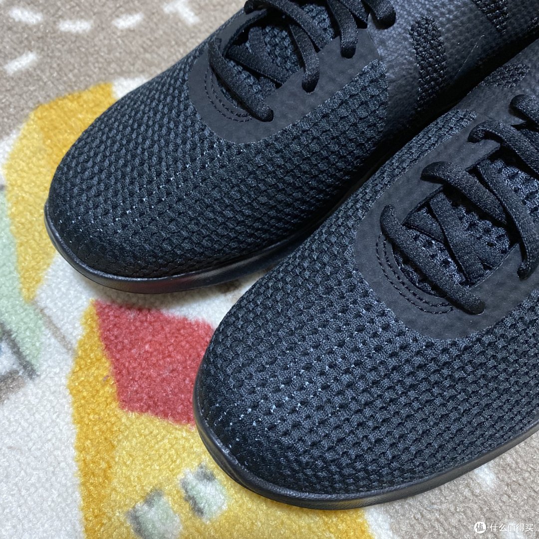 百搭全黑的低价货！Nike Revolution 4