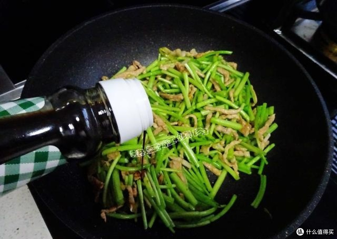 这个菜你那里叫啥名字？它的秆单独炒特别好吃，你试过吗？