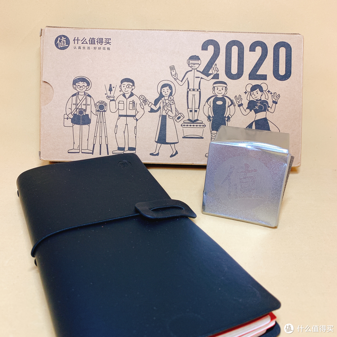 晒礼物会迟到,但永远不会缺席!ZDM新年礼物开箱!
