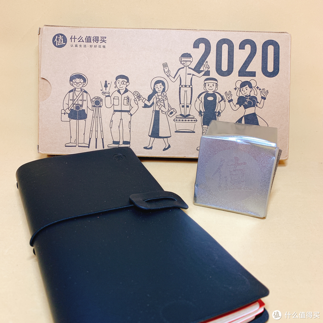 晒礼物会迟到，但永远不会缺席！ZDM新年礼物开箱！