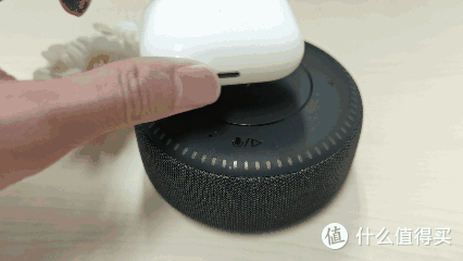 小米黑科技,AirPods和小米10 Pro伴侣,ZMI无线充蓝牙音箱