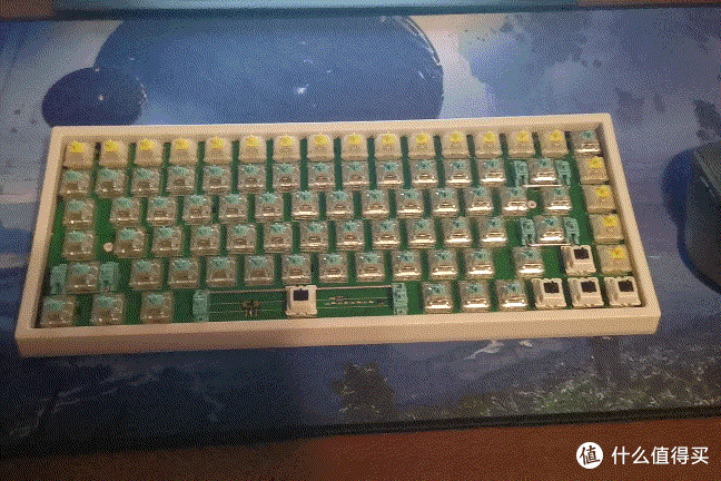 最强84键盘?优联、有线、RGB、手感一样不少!
