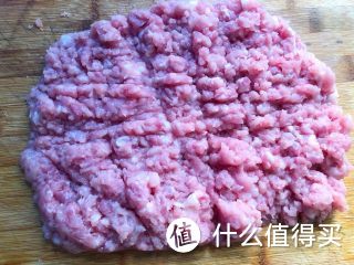 自制豆腐肉包子，比买来的好吃多了，快试试吧