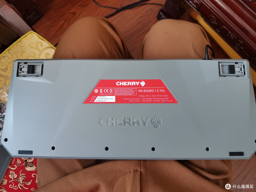 为了找回码字的感觉,我买了个cherry mx board 1.0