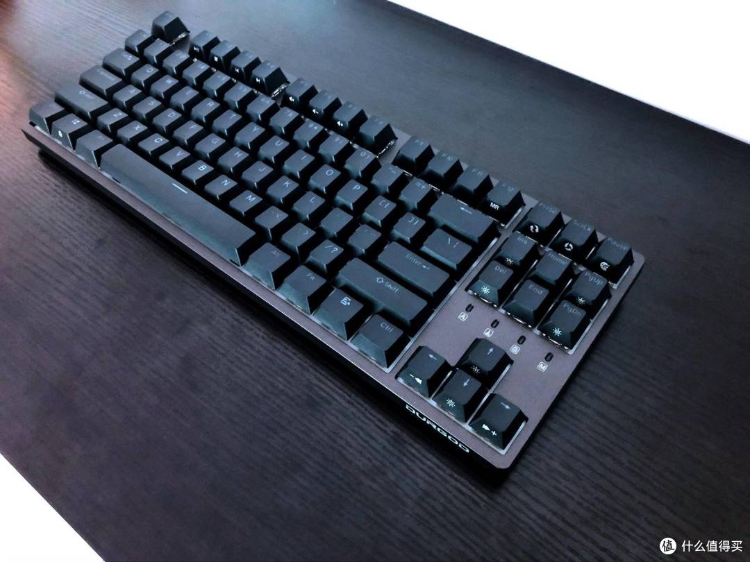 ​光效DIY+自定义宏：玩法多样的杜伽k320RGB-NS版机械键盘