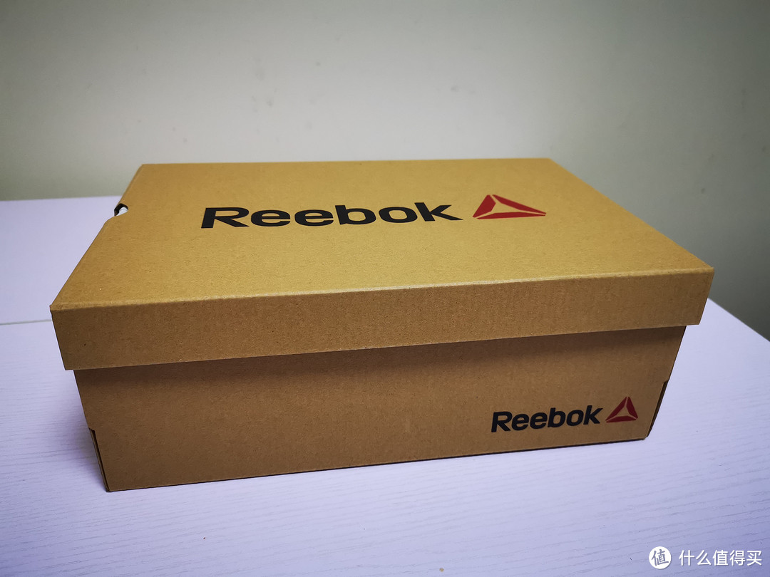 一双平平无奇的2018年度最佳——Reebok Floatride Run Fast 开箱