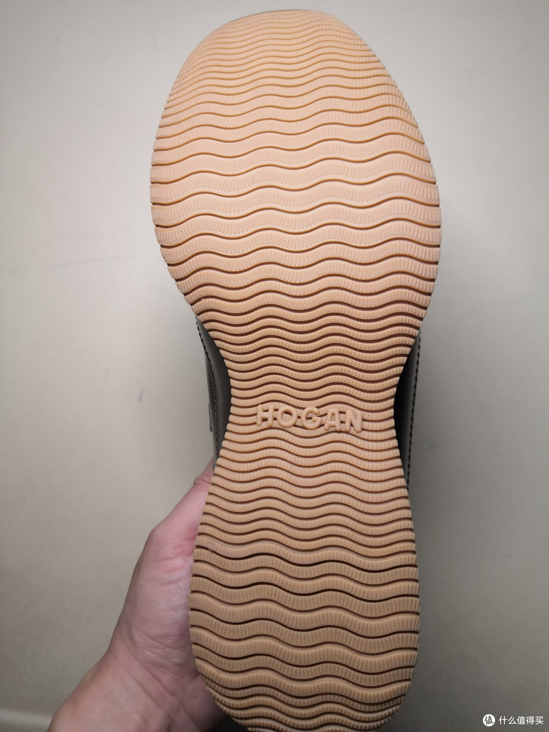 鞋底,原色橡胶底,波浪纹.