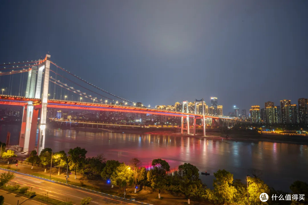 最小光圈下夜景拍摄测试