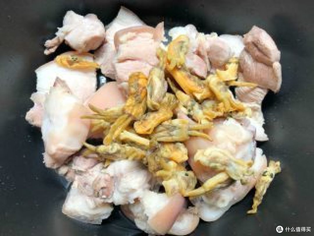 巨好喝的海带猪蹄汤,营养美味,快试试