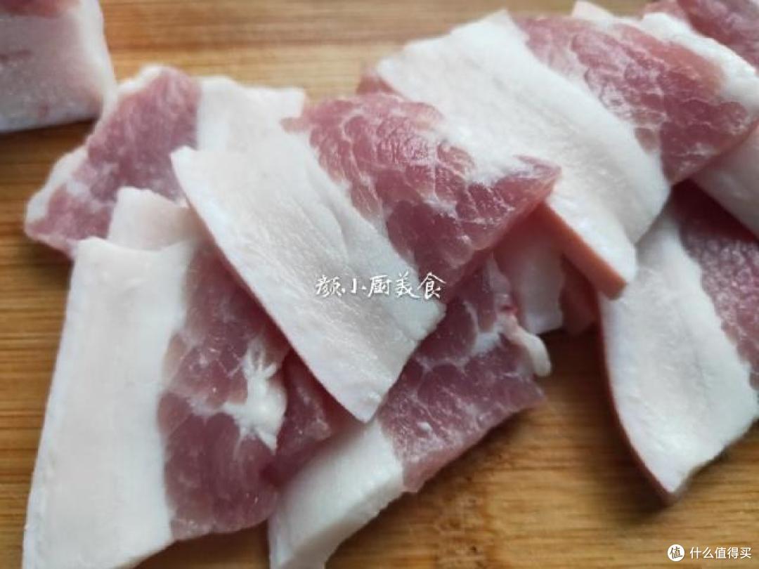 菜花最好吃的做法,这么做一次一大盘都不够吃,解馋又好吃!