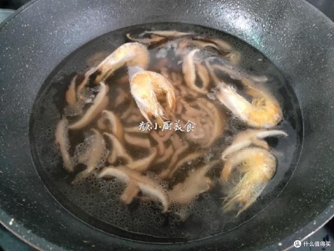 这美味,三天两头准做一锅,有菜又有肉,越冷吃越香,做法还简单