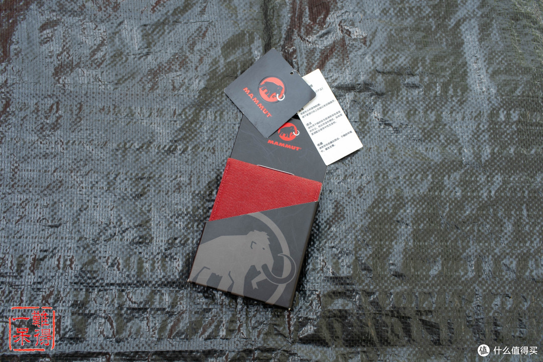 MAMMUT 猛犸象 Flap Wallet Melange 钱包开箱与简单体验