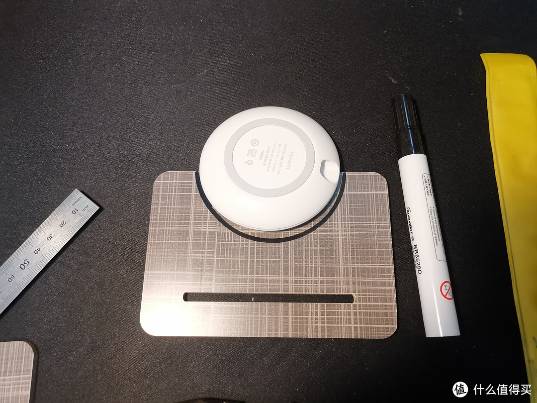碎碎念把无线充电器立起来的想法,终于变现了