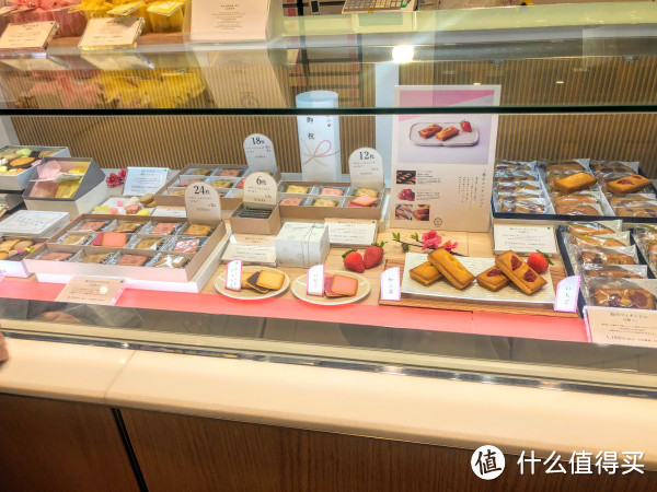 日本本土只有2家专卖店！让人感觉到春意满满的HIBIKA蛋糕太漂亮了，让人难以选择！
