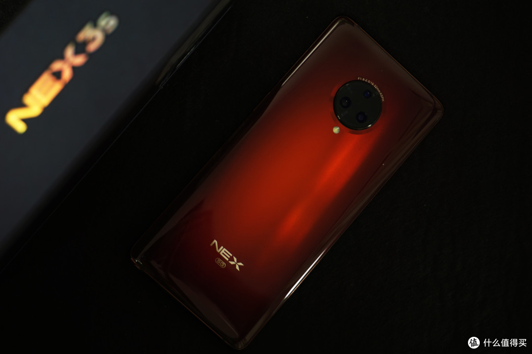 屏幕无边界,性能新旗舰,vivo NEX 3S体验