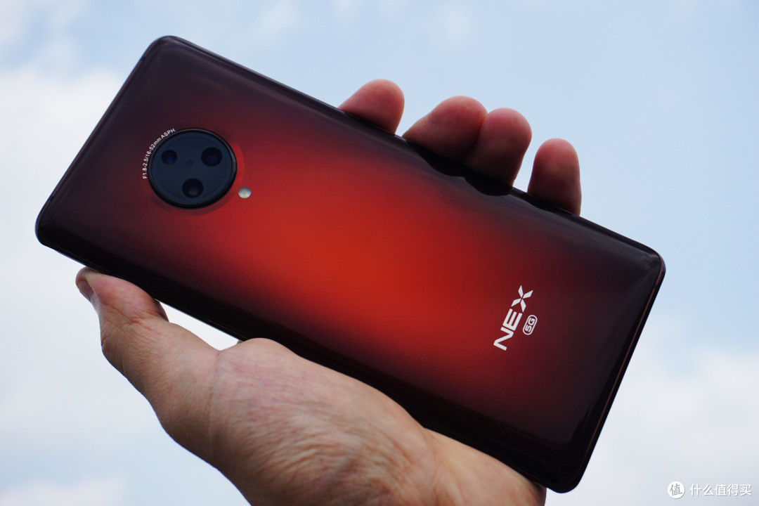 屏幕无边界,性能新旗舰,vivo NEX 3S体验