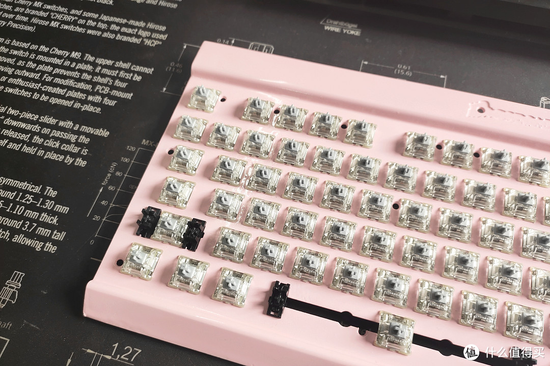 你的“Pink船”已经靠岸—海盗船K65机械键盘改装小记(内附喷漆小技巧)