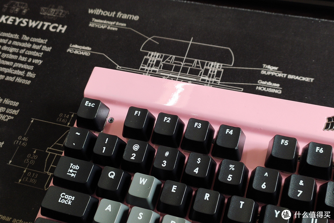 你的“Pink船”已经靠岸—海盗船K65机械键盘改装小记（内附喷漆小技巧）