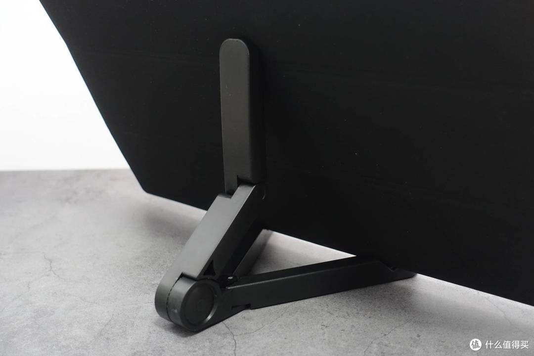 一体化皮套更舒心,CFORCE CF011XPro便携显示器体验