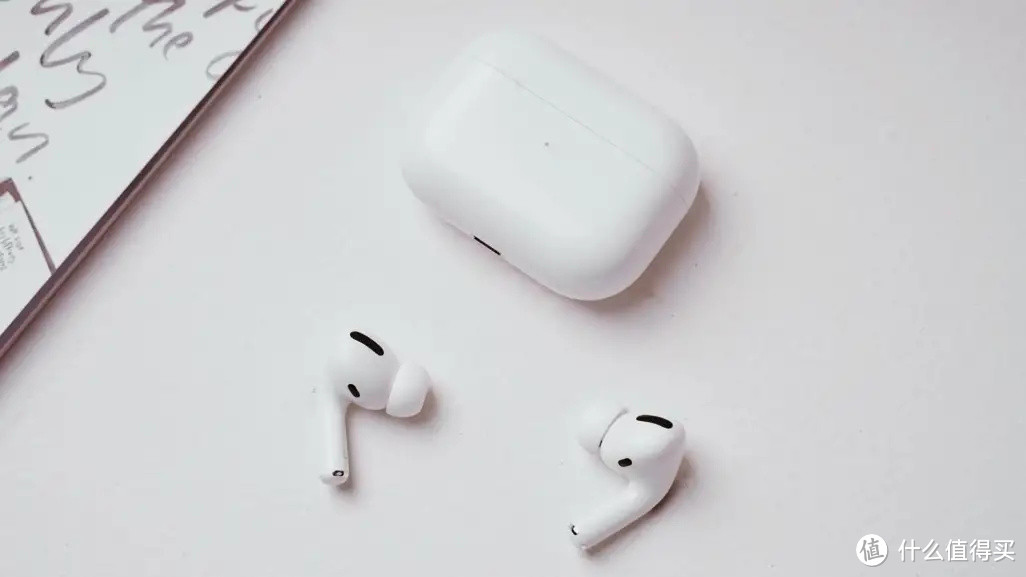 保护套也可「硬核」- 给苹果AirPods Pro耳机穿上Defense外衣