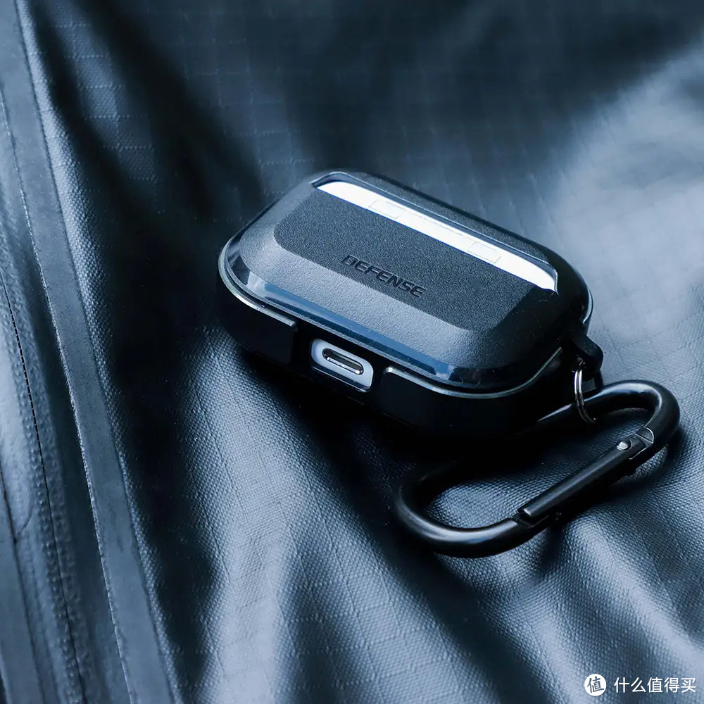 保护套也可「硬核」- 给苹果AirPods Pro耳机穿上Defense外衣