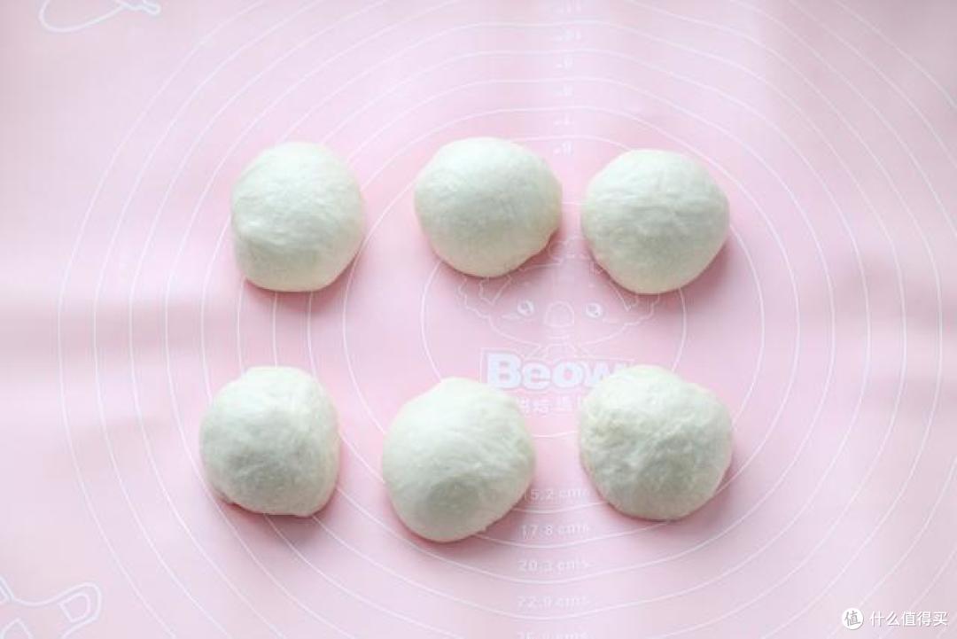 吃腻了甜面包换个口味，自制香葱肉松小吐司，用料十足香气四溢！