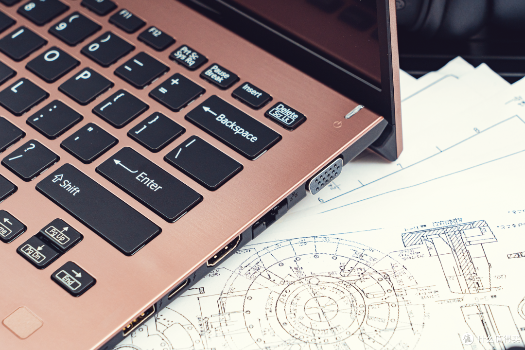 摄影爱好者的通勤神器?这是我见过接口最全的超薄本:VAIO SX14 笔记本体验