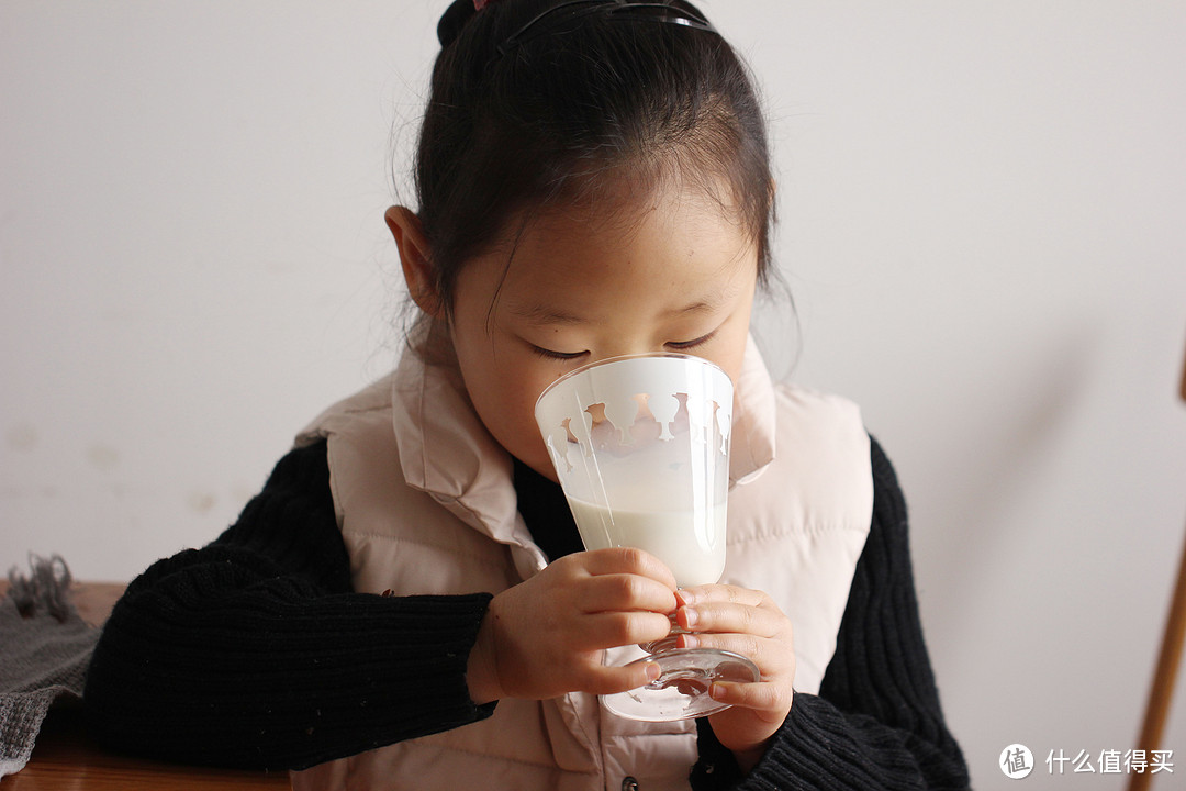 【科普+种草 】宝宝何时可以喝牛奶？又该如何挑选？附好物推荐！