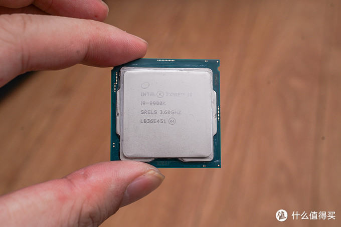 用 i9-9900k   12g獨顯 做nas是怎樣的體驗?