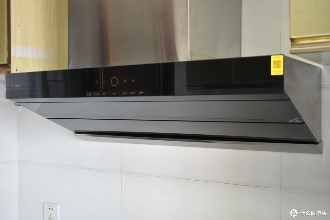 变频双腔不跑烟让你远离厨房油腻方太新欧式油烟机z5t使用评测