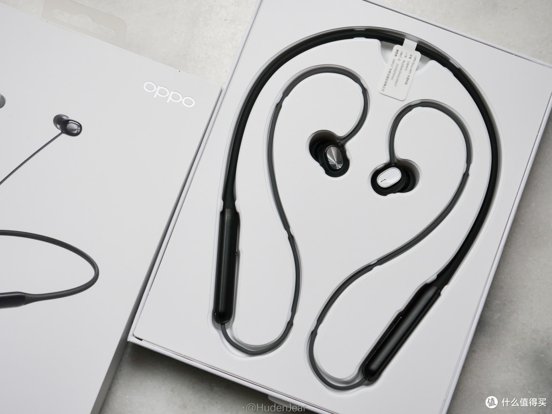 佩戴满意音质及格oppom3102无线耳机众测体验