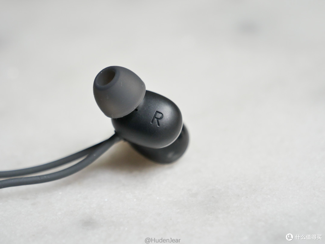 佩戴满意音质及格oppom3102无线耳机众测体验