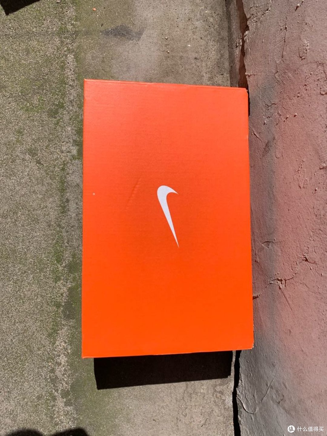NIke 跑鞋ZOOM WINFLO 6系列 第一次开箱测评加跑后感。