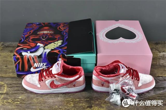 Nike Dunk 情人节限定原谅粉配色开箱测评