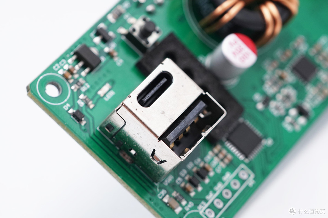 拆解报告:森石脉PowerBen能源堡360W移动电源SMP-360W