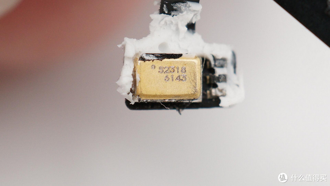 拆解报告:Amazfit华米 Powerbuds真无线运动耳机