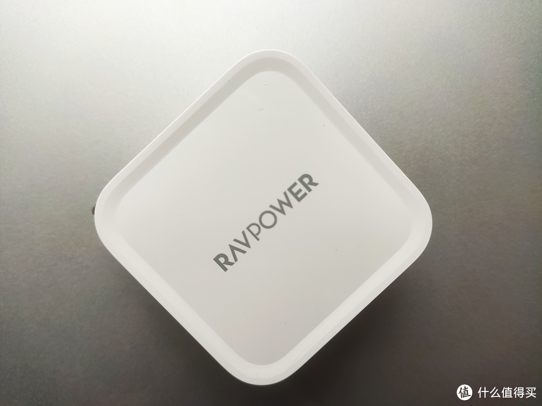 RAVPower睿能宝65W 1C1A 氮化镓充电器 开箱