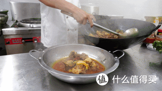 厨师长教你:“麻辣羊蝎子”的家常做法,味道很棒,先收藏起来