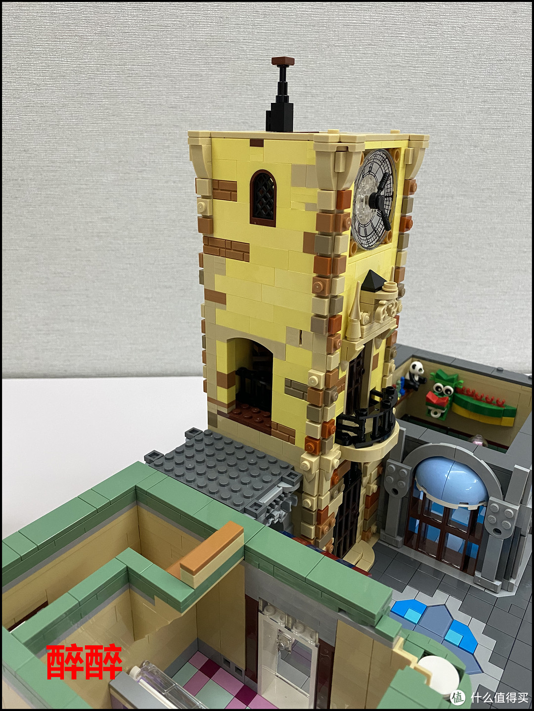 BrickandTiles-ModularClockTowerSquare（钟楼