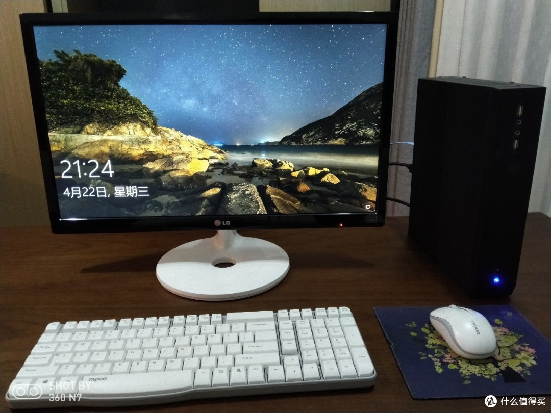 旧台式机PC正面