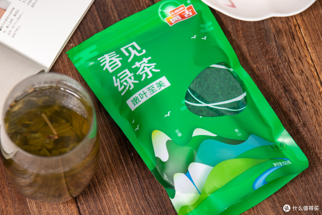 这间默默扎根社区的外国超市,简直是贫民窟女孩之光