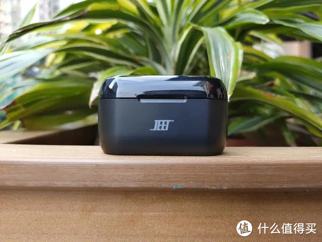 JEET Air Plus真无线耳机：值得静下来听听音乐