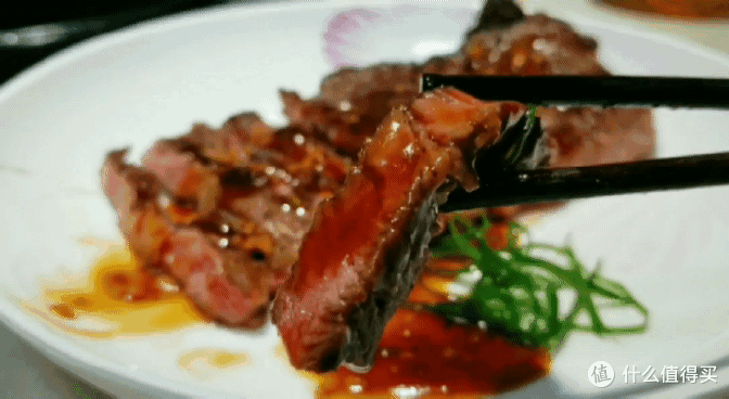 两分钟,煎出口感绝佳的5成熟肉眼牛排