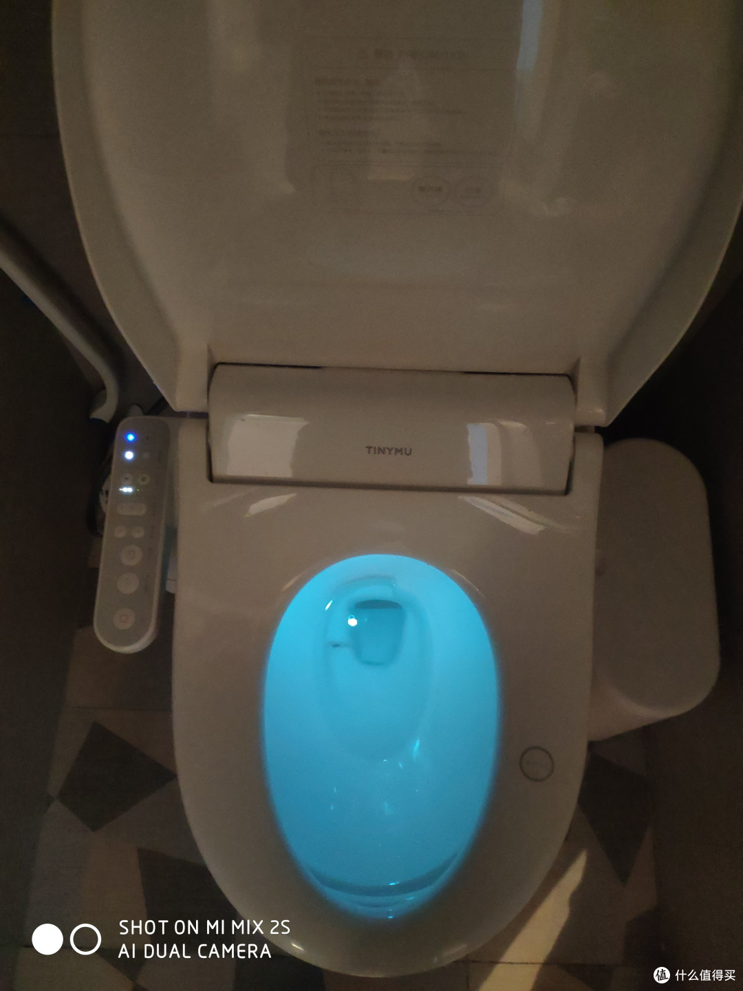 可以七彩变换哦