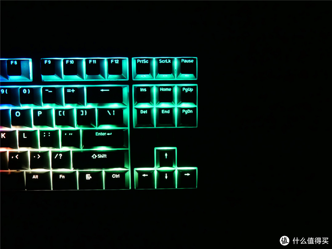 年轻人的多彩生活——杜伽K320 Nebula金牛座RGB机械键盘