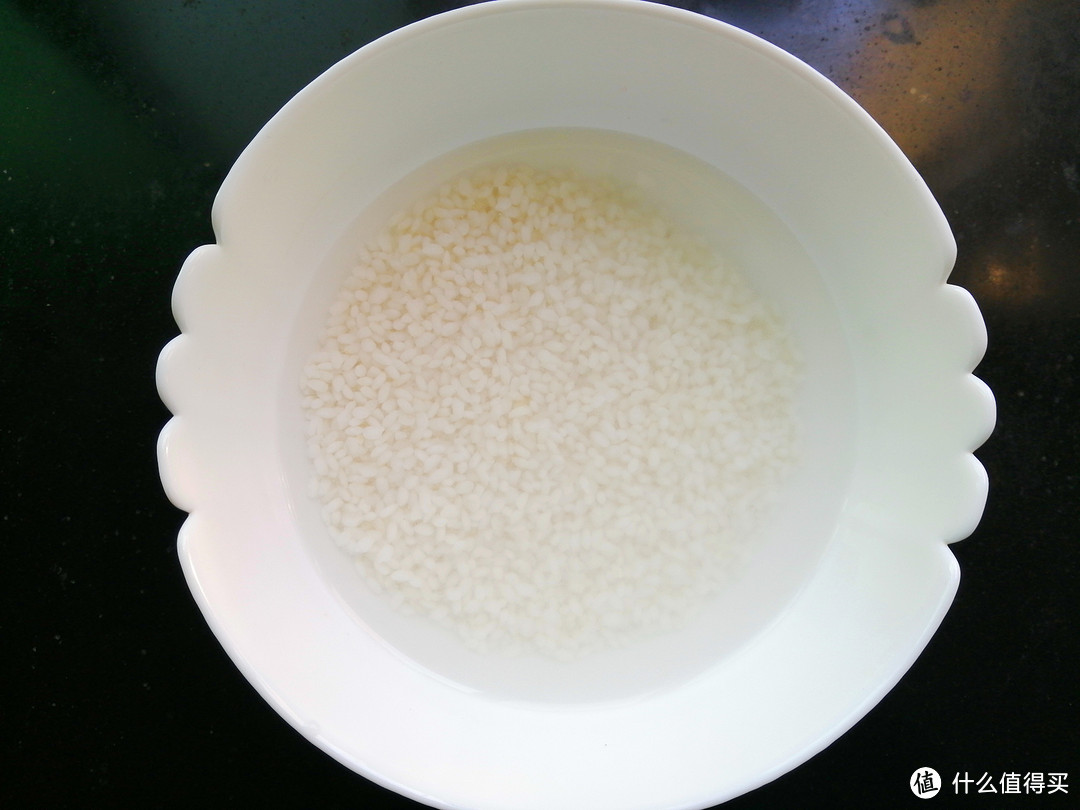 大米别只用来做饭，炒一炒泡茶喝分外香，消积刮油还护胃，特好喝